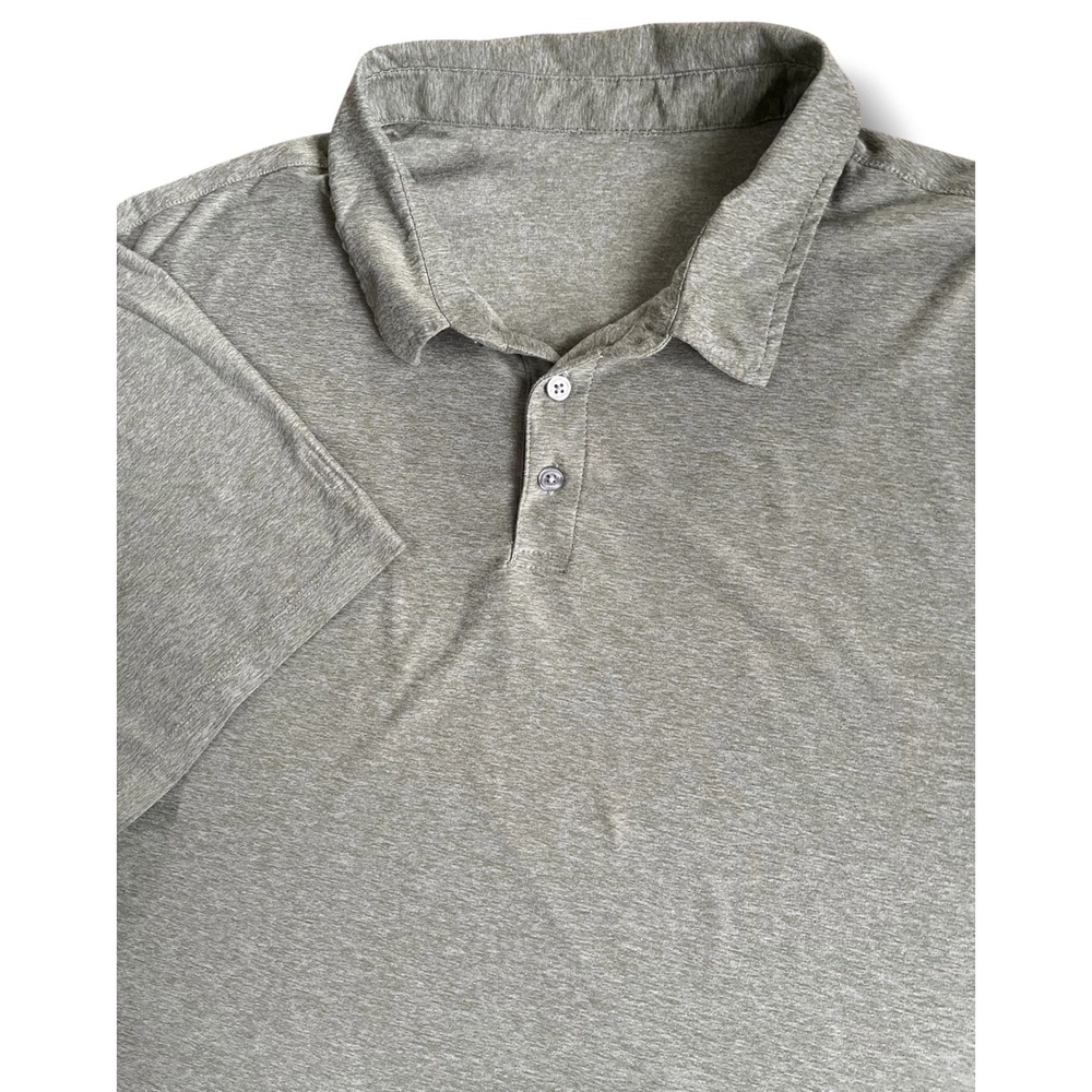 Vuori Strato Tech Polo Mens XXL Olive Green Heather Short Sleeve Performance Tee
